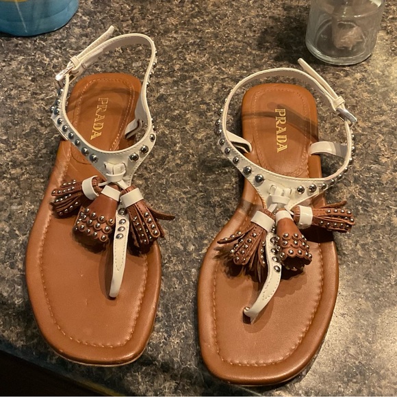 💕Prada leather studded tassel sandal.Size 38, Good-to excellent used condition. - Picture 8 of 13